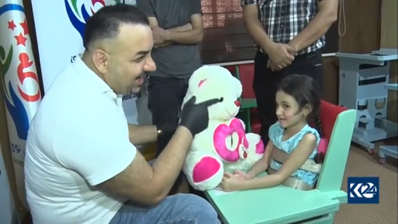 Through his Toward a New Life organization, Sarko Halabjaiye helps those with significant diabilities to function beyond their physical limitations. (Photo: Kurdistan 24)